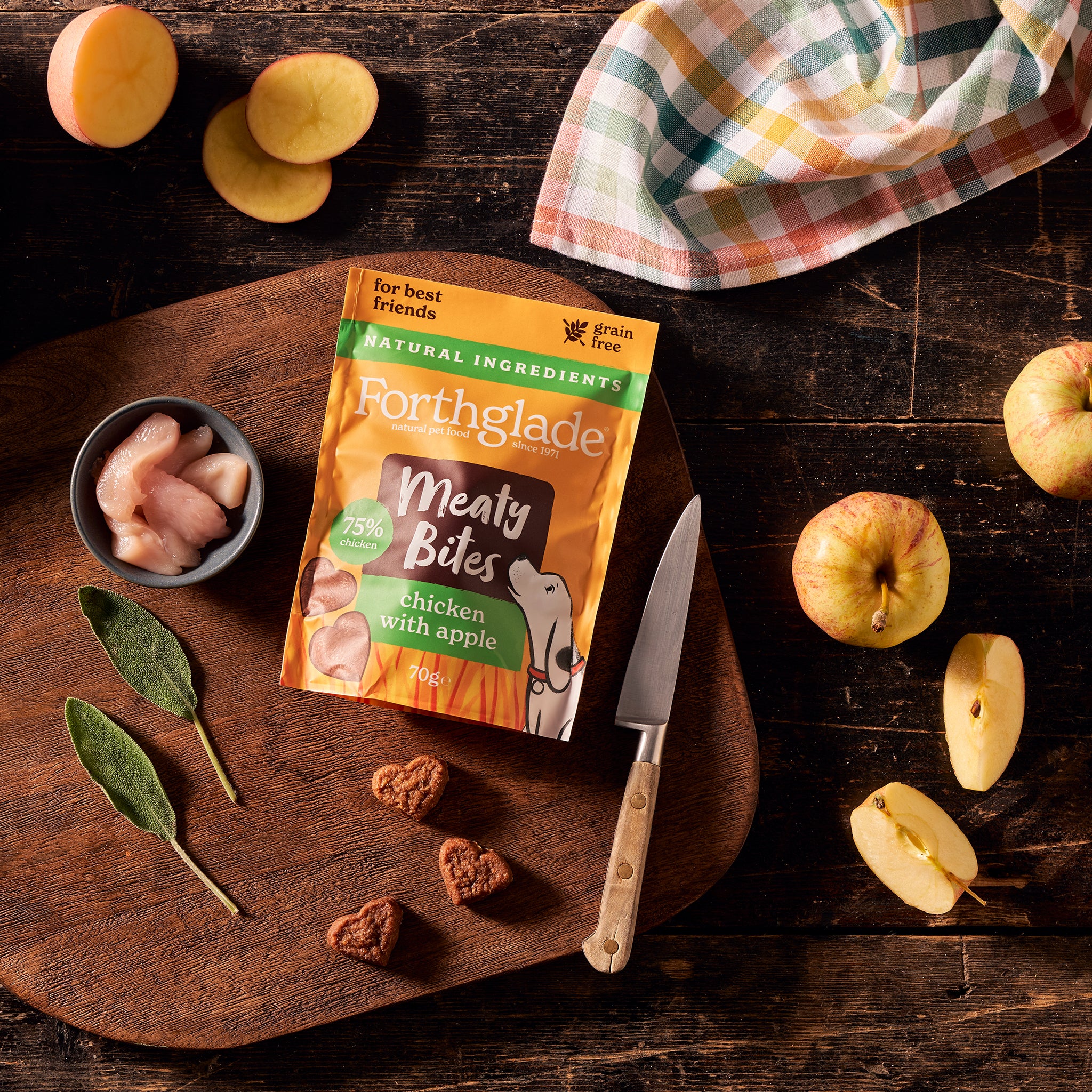 Meaty Bites Chicken & Apple Dog Treats (1 x 70g) - Image 4