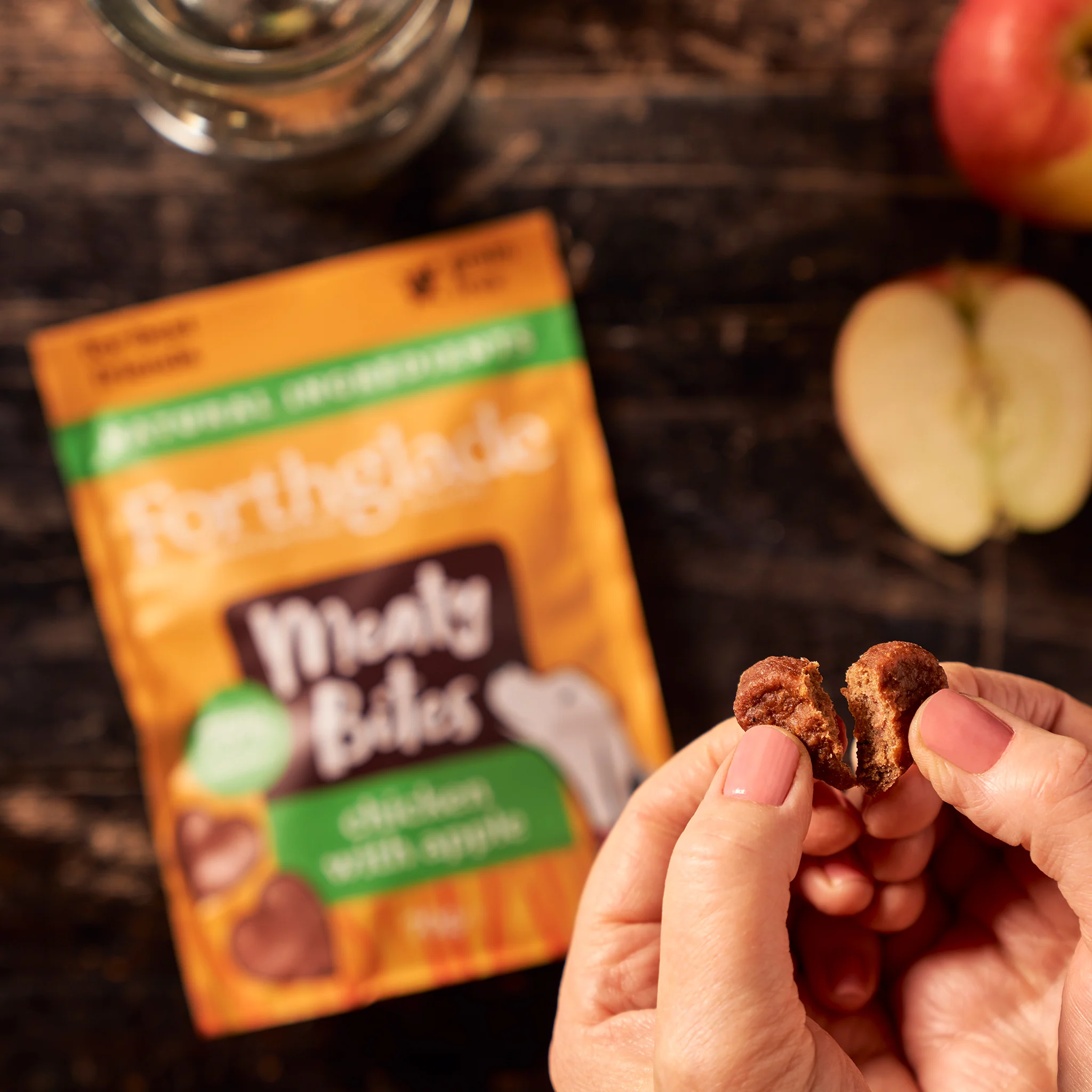 Meaty Bites Chicken & Apple Dog Treats (1 x 70g) - Image 8